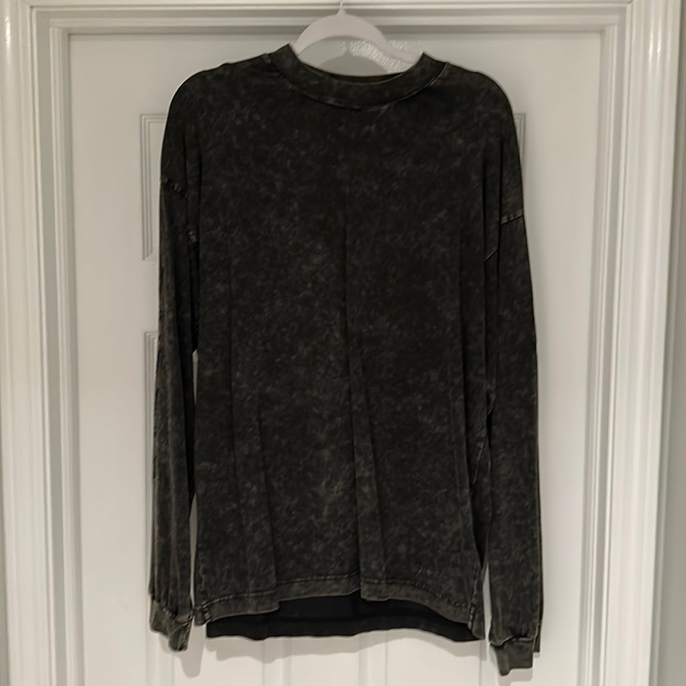 Men’s purple long sleeve shirt